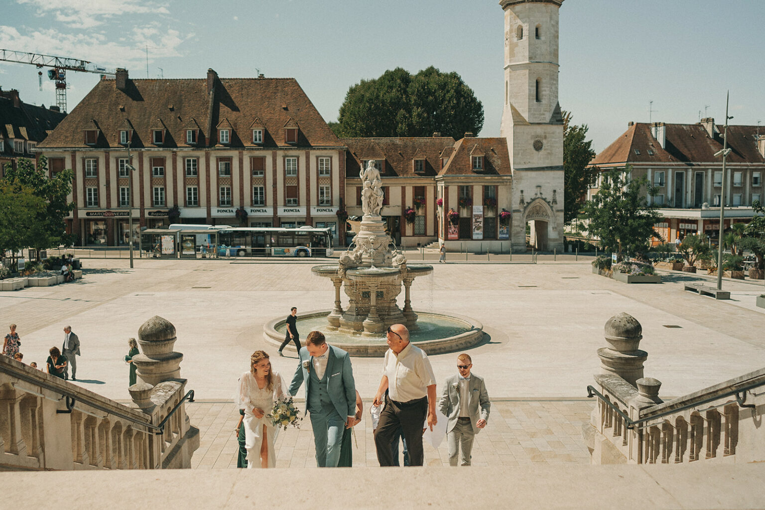 le mariage Fany et Jérémie à la mairie d'Evreux par Alain Leprévost photographe vidéaste de mariage en Normandie