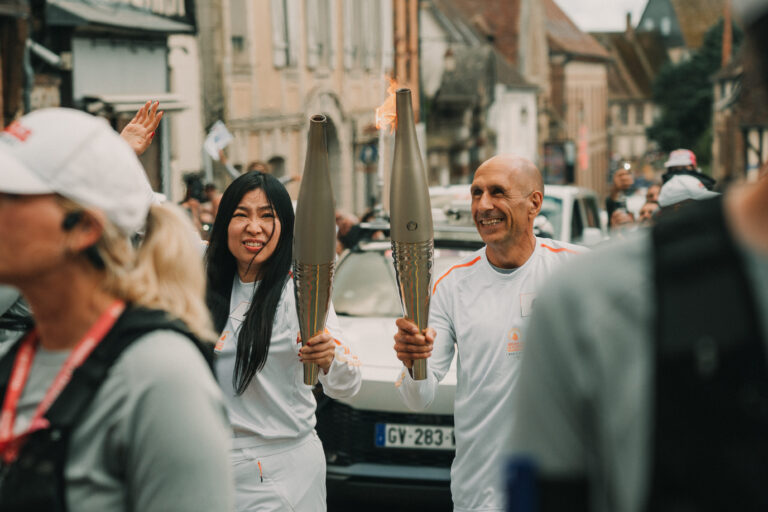 Passage de la flamme olympique à Verneuil - par Alain Leprevost-103